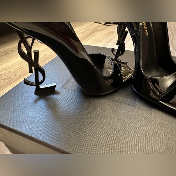 SAINT LAURENT  Opyum Pumps in Patent Leather With YSL Black Heel US Size 5 - Picture 4 of 11